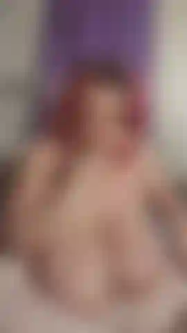 Just me rubbing my pussy naked....