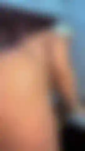 Tu baises mes fesses matures.