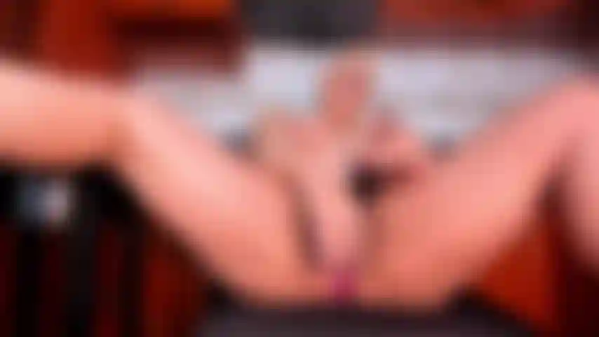 Baise et joue au domi !!!