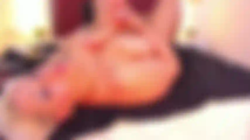 Baise des seins et une pipe !!!