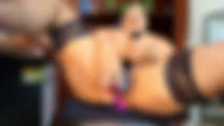 Je suis trop cliente et j'avais hâte que mon patron quitte le bureau.