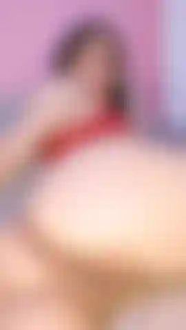 Baise-moi le cul avec mon jouet.