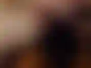 Est-ce que ça t'excite de penser à ta femme avec un autre homme ? M'étire énormément. Suce sa bite et goûte ma chatte sur sa bbc. Me baise en levrette. Lèche-moi le cul et regarde sa bite. Joi... Creampie.