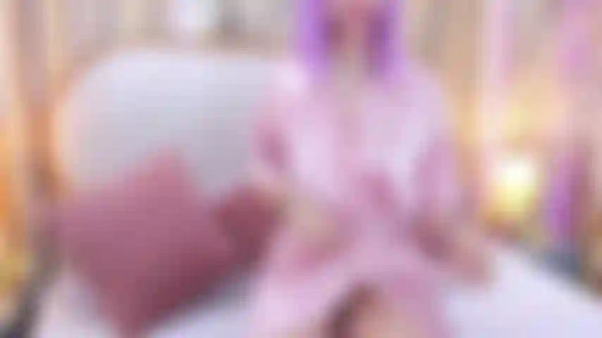 Après une journée de dur labeur, il vient chez moi pour me chouchouter.