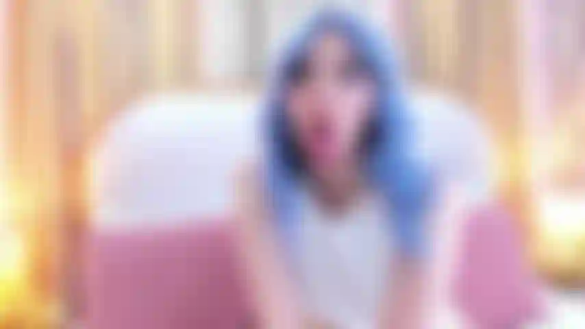 Viens me soumettre... Je promets d'être une bonne fille.