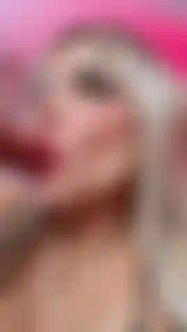 Rocking a blonde wig in the sexiest way possible... guess how it ends.
#BlondWig #Blowjob #SloppyBJ #OralSex #BlondeFantasy #tonge #spit
