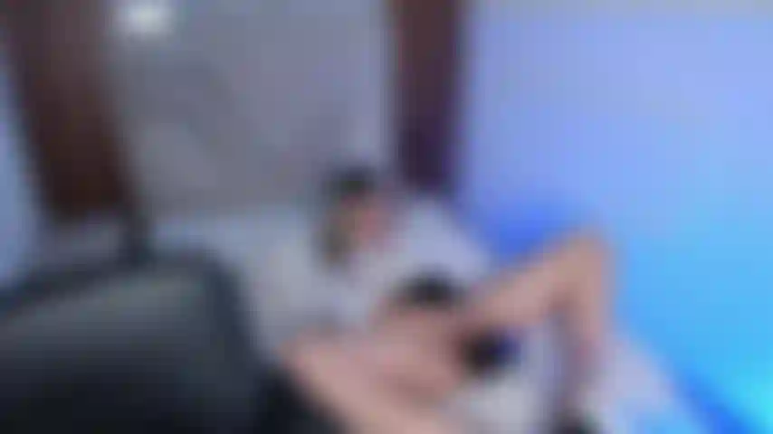 fuck pussy with my fuckmachine