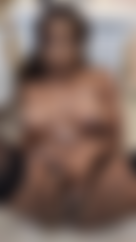 Mes seins sont pleins de ton lait épais mon amour.