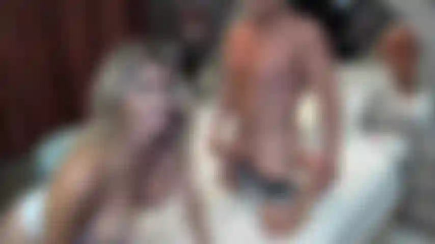 Je suce une grosse bite !!