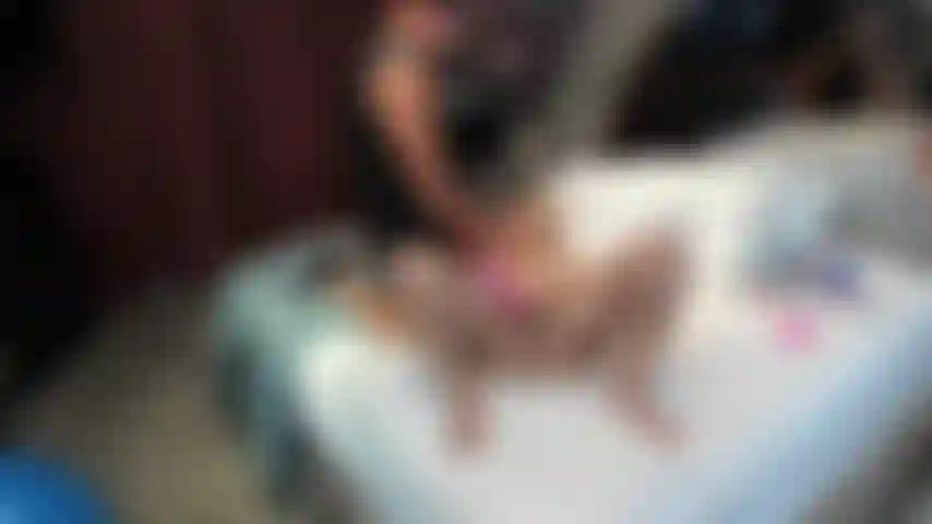 Suce bo blake avec des jouets en moi en même temps.