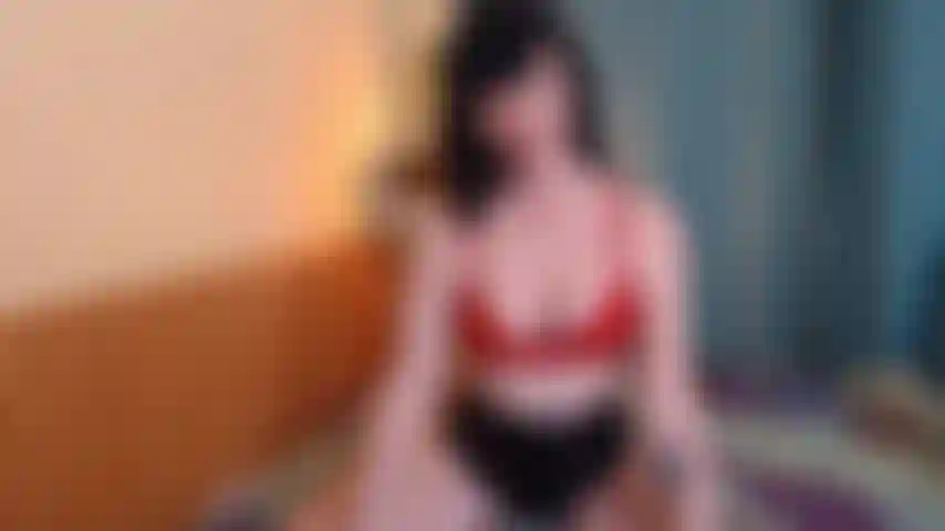 Tu vas être la plus grosse salope de poule mouillée.