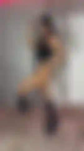 45. Obéis-moi, adore-moi, profite de moi, sois mon bon garçon.