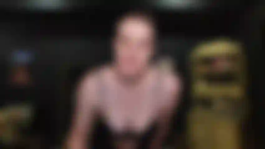 Une bite fine au crayon sph.