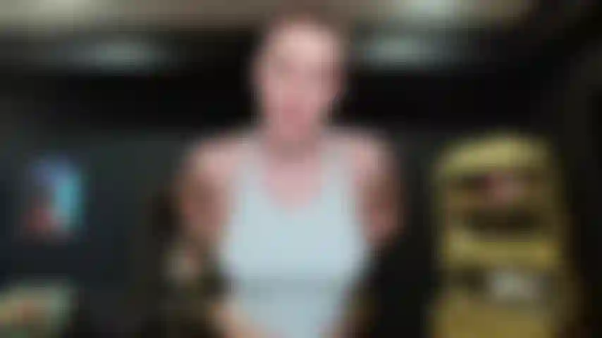 Élevée dans ta culotte.