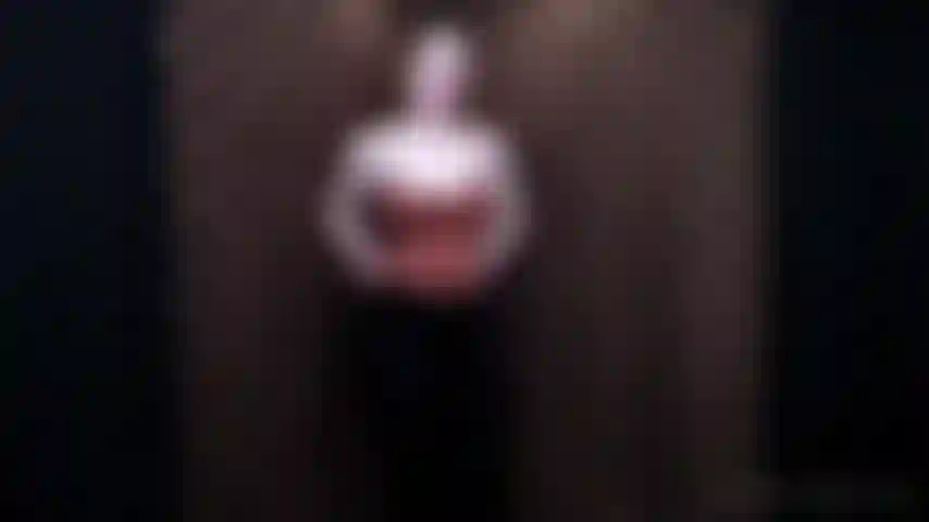 Adoratrice des aisselles poilues et malodorantes.