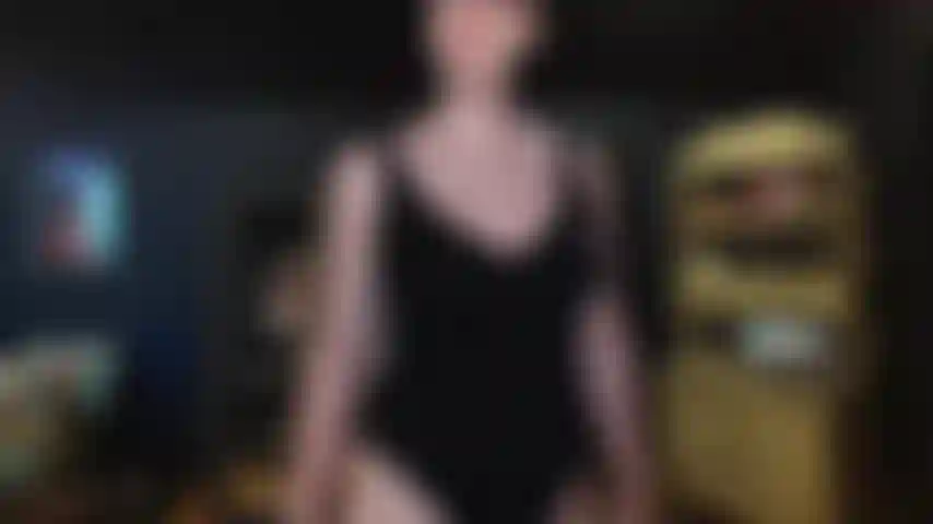 Mon mari sans chatte n'a que du strapon.