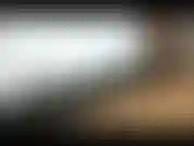 Mets ta bite dans ta main et caresse-la en adorant le plus beau cul que tu aies jamais vu dans ton ascenseur.