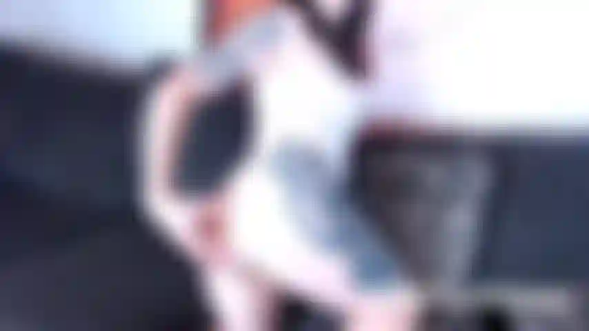 Adoration du cul pour les renifleurs de fesses. Mets ton nez là-dedans !