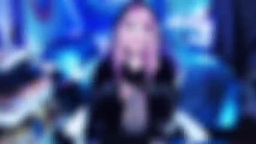 Gooning pour une allumeuse de chat de sorcière.