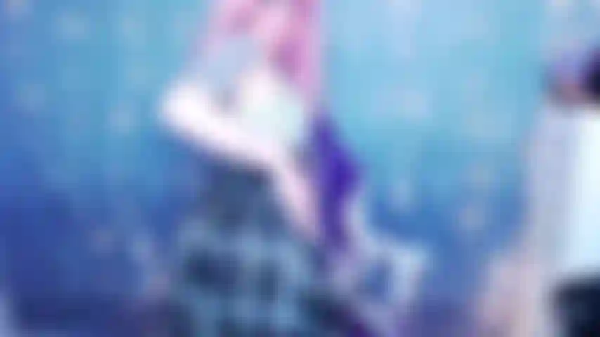 Strap-on et pegging pour salopes.