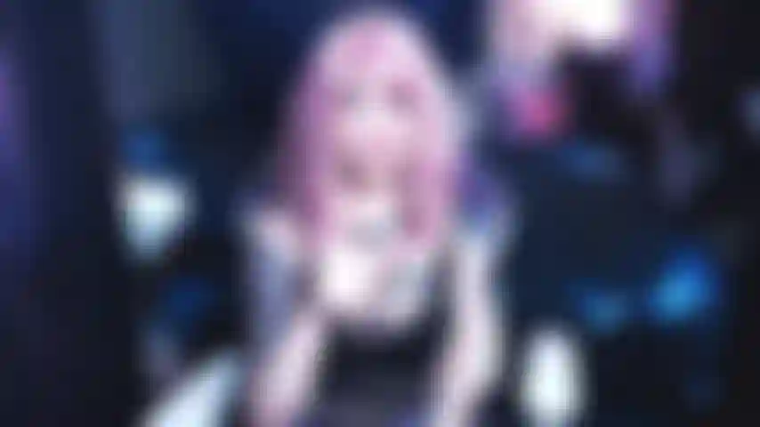 Femdom signifie joi & edging.