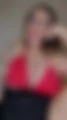 Une vidéo d'élevage de géantes enceinte.