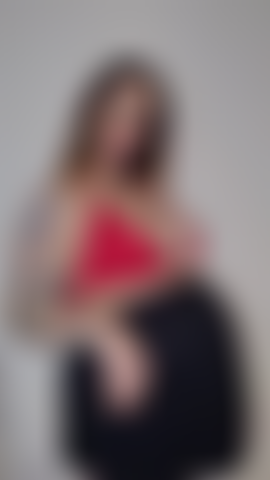 Très enceinte, chevauche et déshabille une vidéo complète.