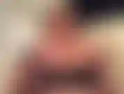 (125) GoldieStar dans cet ensemble de photos de diaporama porte des bas noirs en dentelle et des talons noirs.