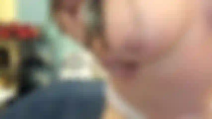 ( Gs.482) GoldieStar se produit dans un spectacle d'or. Roleplay (appeler tous ceux qui sont présents dans la pièce par leur nom...) 9 Minutes. Gros seins, gilf, chatte poilue, squirting, anal, dp, tous godes blancs (25/02/2022).