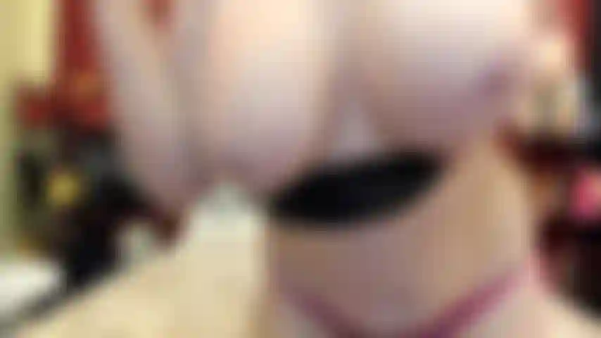 ( Gs.505) GoldieStar se produit dans un spectacle d'or (appelant tous ceux qui sont présents dans la salle par leur nom...) 10:58 Minutes. Gilf coquine, chatte poilue, éjacule, pieds, dp, huile, anal (8/04/2022).