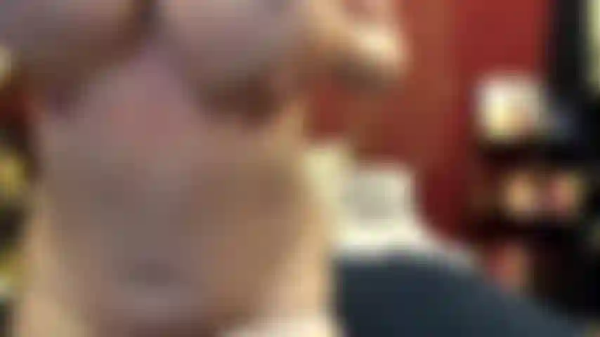 ( Gs.524) GoldieStar se produit dans un spectacle d'or - 11:01 minutes. Gros seins, belle-fille, chatte poilue, équitation, pieds nus, squirting, anal, dp, sperme crémeux (23/04/2022).