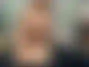 (32) GoldieStar joue avec "le mec". Après avoir baisé et caressé... Donne du joi et un compte à rebours de 20.