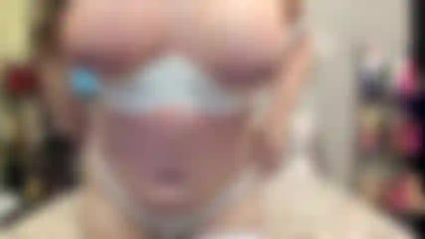 ( Gs.805) GoldieStar se produit dans un spectacle d'or - 11:01 minutes. Gros cul, gros seins, gilf, soutien-gorge blanc, bas blancs, chatte poilue, anal, dp, squirting (18/11/2022).