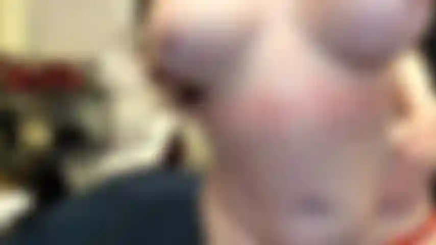 ( Gs.458) GoldieStar se produit dans un spectacle d'or. Roleplay (appeler tous ceux qui sont présents dans la pièce par leur nom...) 11 Minutes. Gilf, pieds nus, chatte poilue, squirting, gros seins, anal, dp, godes tous blancs, chatte écartée (06/02/2022).