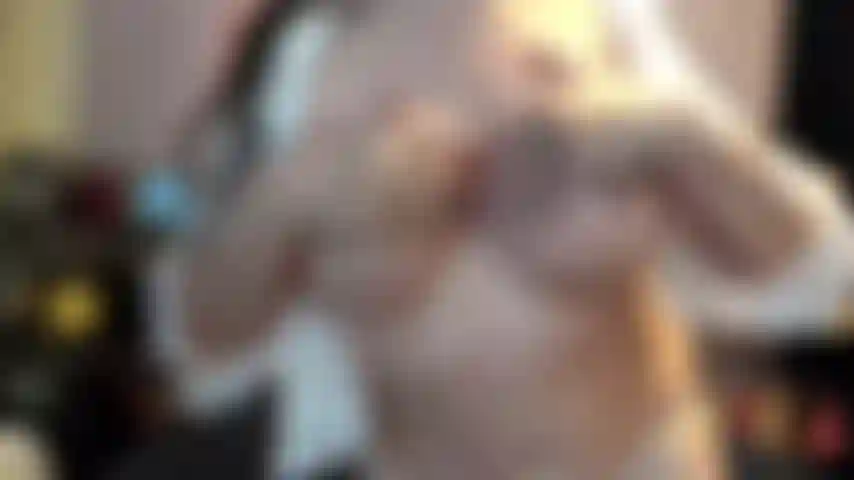 ( Gs.1053) GoldieStar se produit dans un spectacle d'or - 10 minutes. Gros seins, gros cul, gilf, chatte poilue, éjaculation féminine, huile, anal, dp, pieds nus (18/07/2023 à 03h25)_1689751554259.