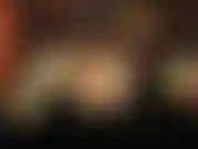 (24) Je te traite de sale garçon. Je suce un gode non coupé et j'utilise un gode rose pendant que je jouis et que tu jouis dans ma bouche.