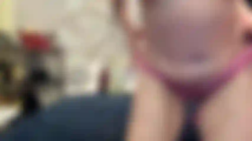 ( Gs.445) GoldieStar se produit dans un spectacle d'or. Roleplay (appelant tous ceux qui sont présents dans la pièce par leur nom...) 8:59 Minutes. Gilf, jouet interactif, talons hauts rouges, huile, gros gode rose, gros gode gelée transparente, anal, dp (20/01/2022).