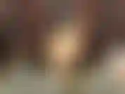 (22) GoldieStar vêtue de bas nylon noirs avec des escarpins et de la lingerie joue avec sa chatte poilue et se baise avec un gode en acrylique noir et joue avec les pieds.