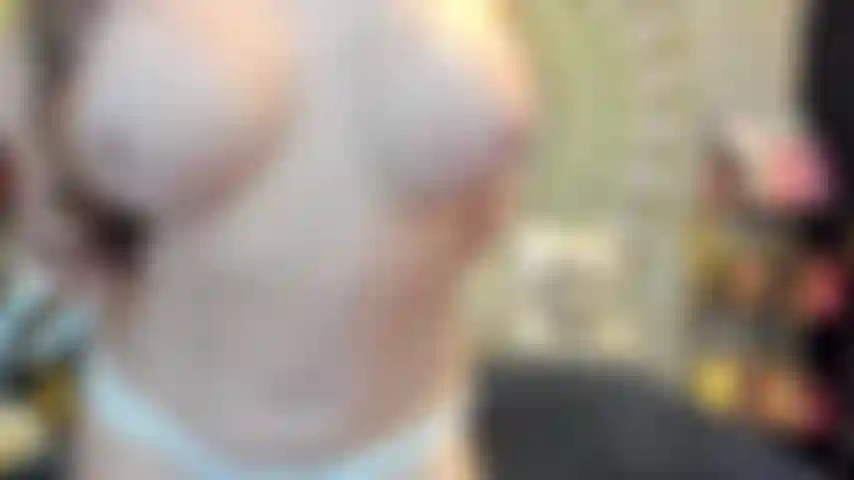 ( Gs.877) GoldieStar se produit dans un spectacle d'or - 10:01 minutes. Gros seins, gros cul, gilf, huile, jouet interactif, chatte poilue, squirting, anal, dp (30/12/2022).