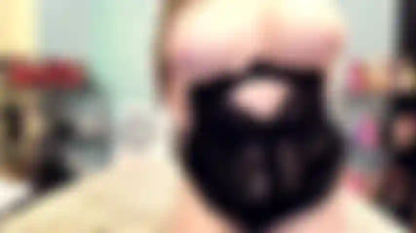 ( Gs.467) GoldieStar se produit dans un spectacle d'or. Roleplay (appeler tous ceux qui sont présents dans la pièce par leur nom...) 8:01 Minutes. Tenue noire, gros seins, gilf, chatte poilue, squirting, pieds nus, anal, dp, godes tous blancs (17/02/2022).