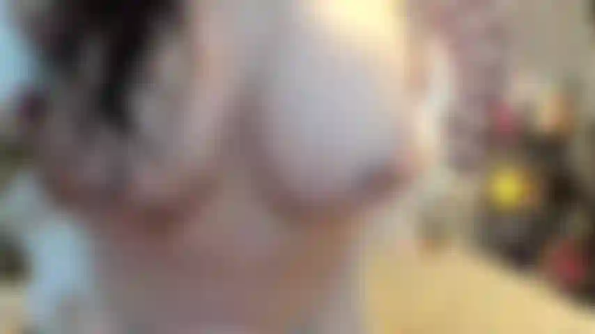 ( Gs.898) GoldieStar se produit dans un spectacle d'or - 10 minutes. Gros seins, gros cul, belle-fille, chatte poilue, éjacule, pieds nus, anal, double pénétration interracial (28/04/2024).