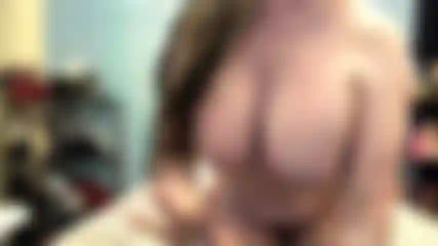 ( Gs.602) GoldieStar se produit dans un spectacle d'or - 11 minutes. Gros seins, gros cul, squirting, pieds nus, chatte poilue, jeu de chatte, gilf, anal, dp (65/2022).