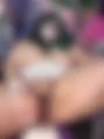 Goth cow girl fucks herself with BWC!