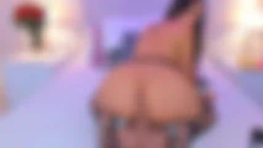 Je chevauche ta bite dure.