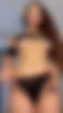 Do you like my lips? Open my legs