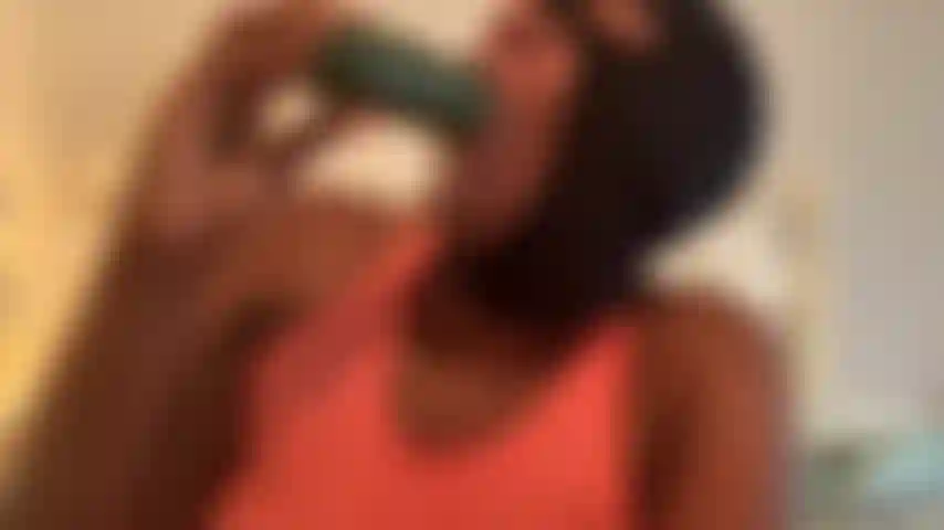 La tête humide lente de HeadUsa (fétiche).