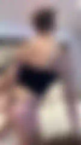 Sexy slow motion ass show