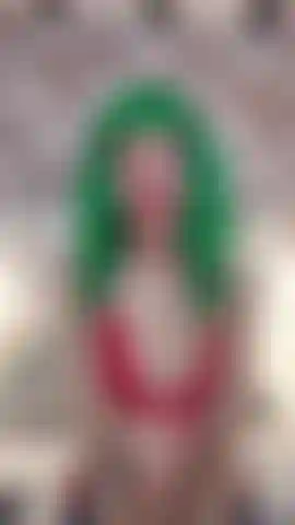 Hello darling, I'm going to tell you that you're going to love this video, I'm hot and horny. Id tell you to behave but wheres the fun in that?