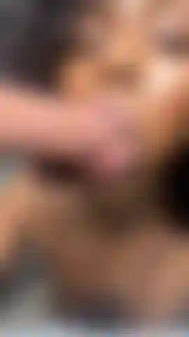 Une fellation très bâclée.