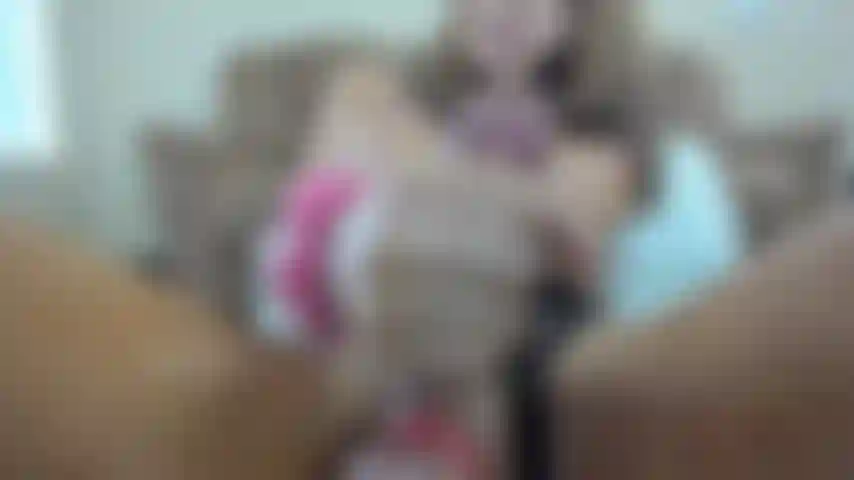 Éjaculation, mangeant mon sperme et dilatant ma chatte.